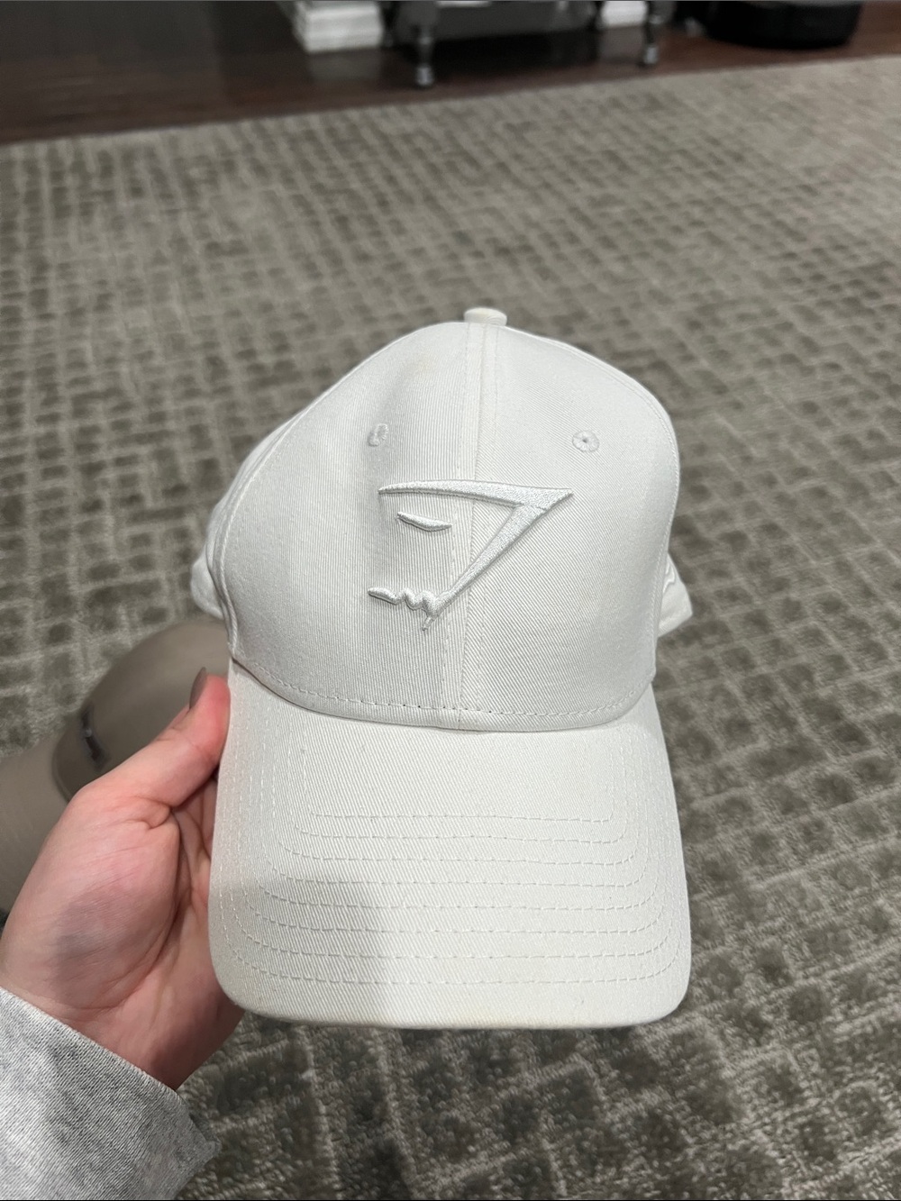 Gymshark Men’s White & Taupe Logo Baseball Caps - Picture 6 of 11